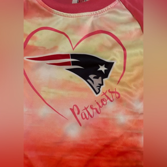 NFL Girls New England Patriots Fan shirt. Sz 4T - Picture 2 of 5